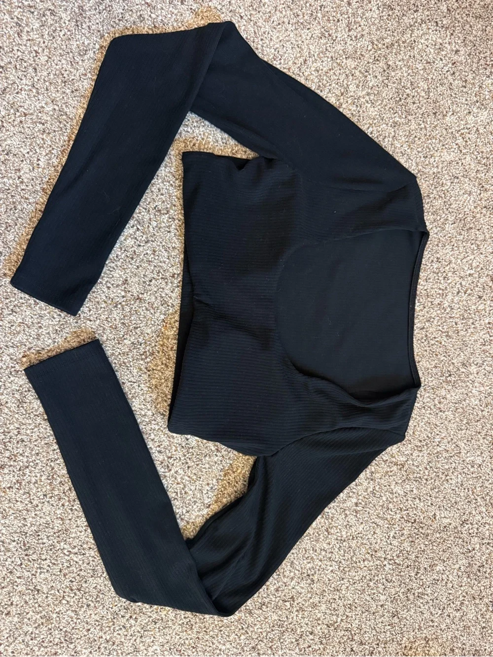 ALO Yoga Black Long-Sleeve Crop Top